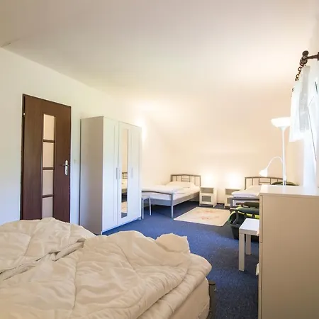 Posejdon Wczasowa 20 *